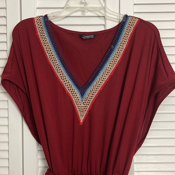 BloomChic Lace Belted Pocket Batwing Dress in Scarlet - Picture 4 of 5